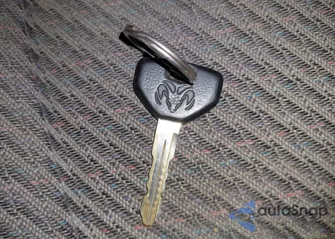 2000 Dodge Ram 1500 St из США, поврежденный, VIN 1B7HF16Y4YS590580